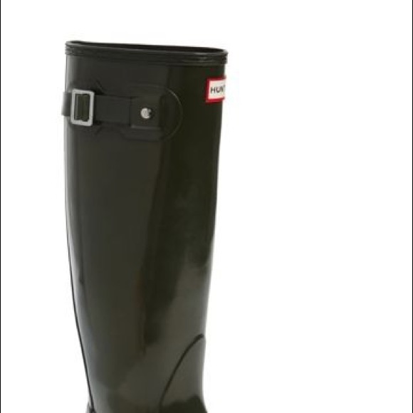 Hunter tall gloss rain boots in dark olive green - Picture 3 of 5